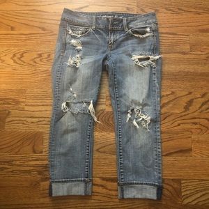 American Eagle Artist Stretch Cropped Ripped Jeans